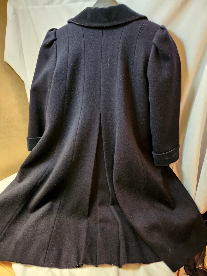 Abrigo de lana Rothschild para niñas talla 7 azul marino con ribete de terciopelo azul marino vacaciones, Ucrania difícil de encontrar Foto 2 de 4