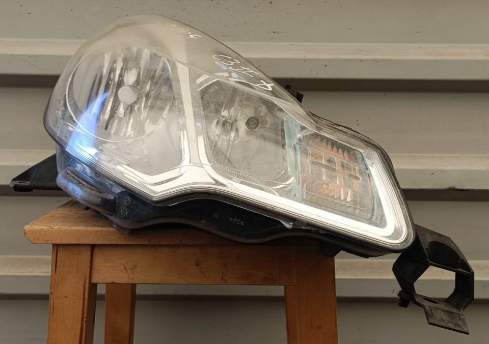 ♻️🔧 Phare avant droit Citroën C3 II (2009-2013) | Réf. : 1606930080 🔧♻️ - Photo 2/4