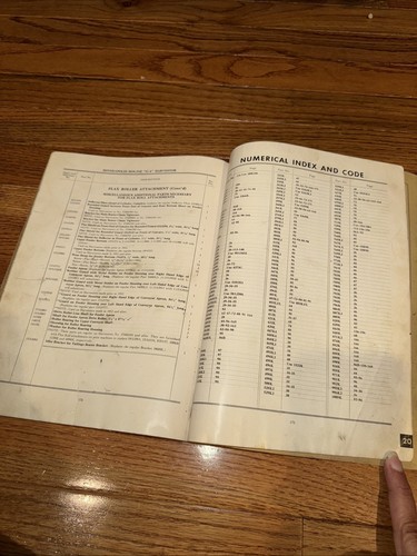 Repair Catalog R-828H for Minneapolis-Moline~Harvestor G4, Beginning No 84001 - Picture 22 of 24