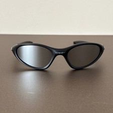 Oakley Mitute Silver Vintage Sunglasses Gorpcore USA Y2K Avantgarde Archive