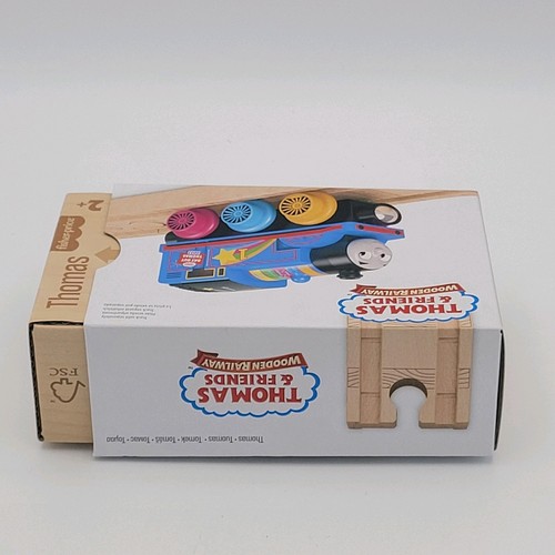 Thomas & Friends Day Out With Thomas 2022 Wooden Train Event Exclusive - Picture 8 of 9
