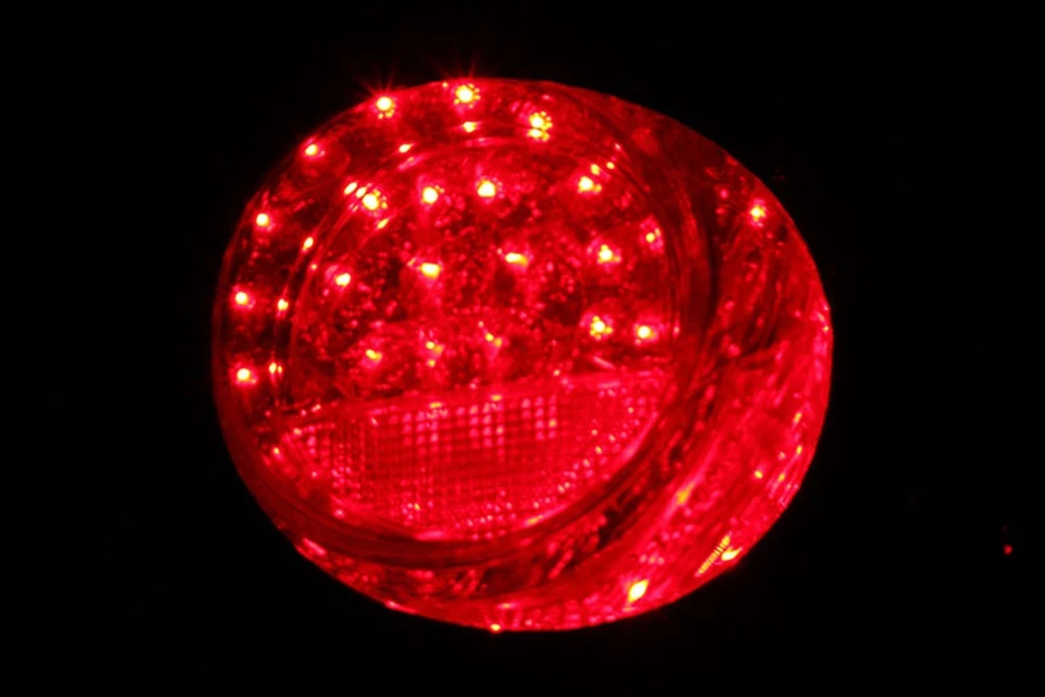 Conjunto de luz trasera de lente cromada roja/humo con reflector para Toyota Corolla 2003-08 Foto 4 de 4