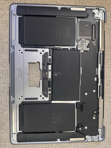 Apple MacBook Air A2337 2020 M1 13" Palmrest speakers,battery grey Grade A - Afbeelding 6 van 12