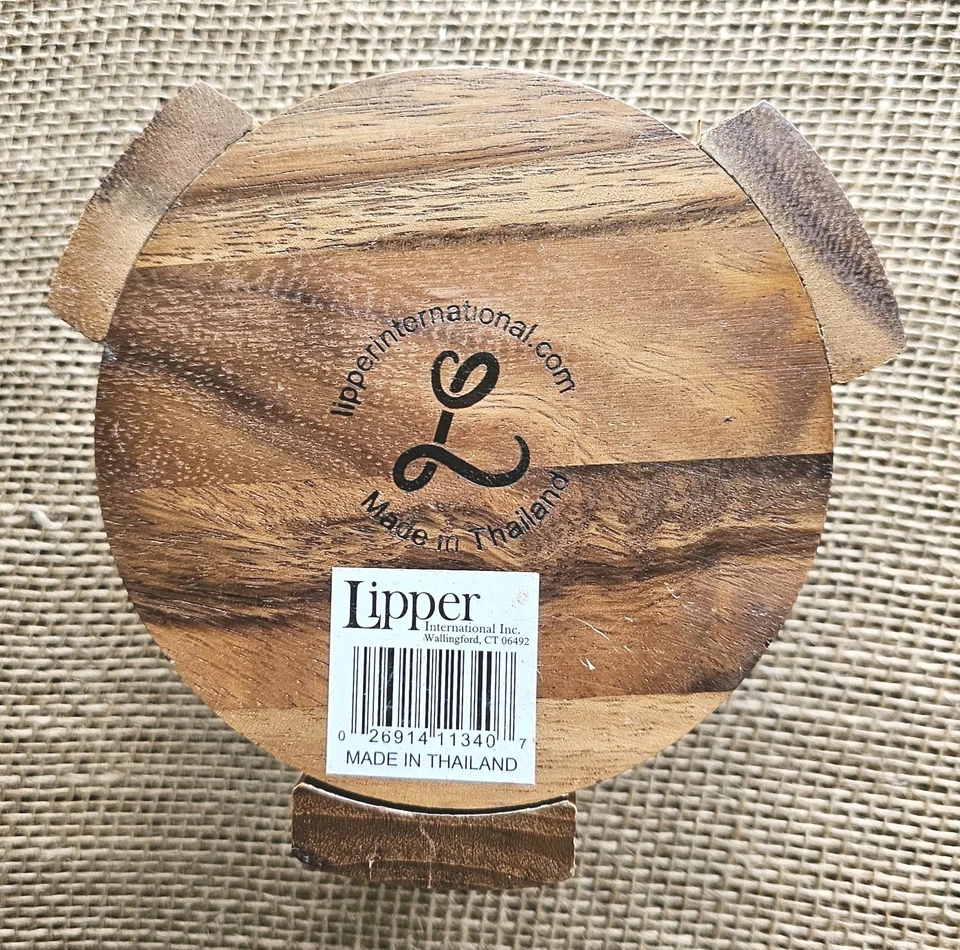 Soporte de pedestal elevador de madera Lipper International redondo 4,5" Foto 2 de 4