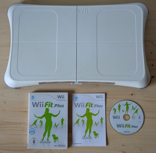 Wii - Nintendo Wii Balance Board inc Wii Fit Plus (Good Condition)