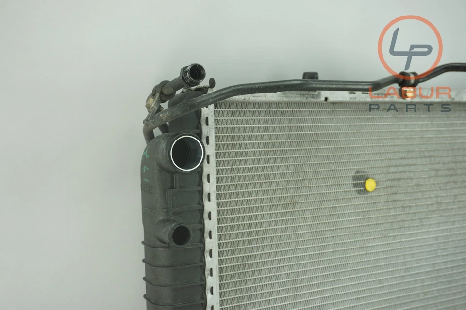 Radiador de refrigeración motor AMG R170 01-04 MERCEDES SLK320 SLK32 Z7014 Foto 2 de 4