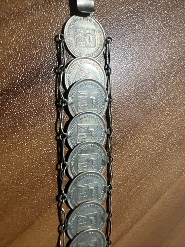 1954 VENEZUELA BOLIVAR 25 Centimos Silver Coin Bracelet 14 Total Coins - Picture 8 of 9
