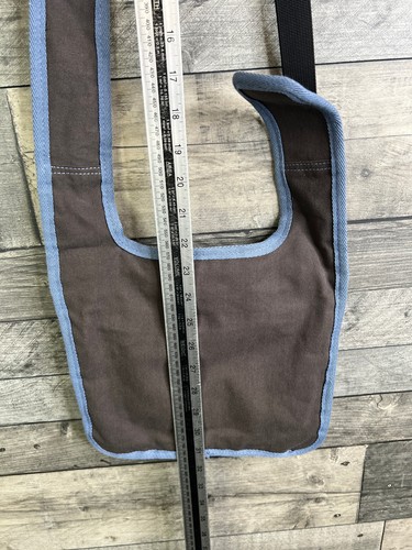 Bolso Bandolera Ayker Urban Outfitters Gris Azul Eslinga Informal Exterior Bolsillos - Imagen 7 de 9