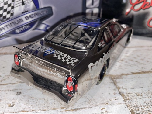 Dale Earnhardt #3 1:24 Action Goodwrench Service/75th Win 2000 Chevy Monte Carlo - Picture 6 of 9