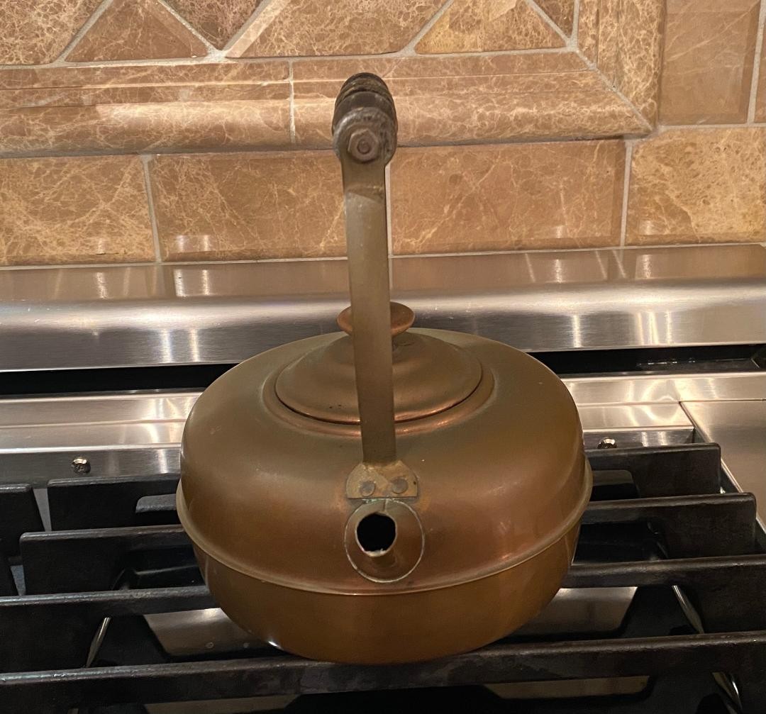 VINTAGE ETHAN ALLEN COPPER TEA KETTLE WOOD HANDLES MADE IN ENGLAND