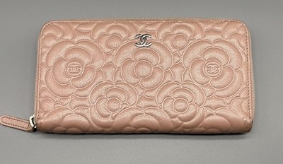 Chanel Camellia Zip Around Wallet Pink Caviar Leather CC Logo Auth Card Full Set