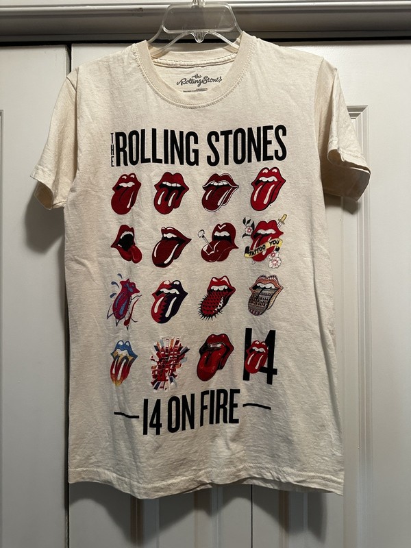 The Rolling Stones 14 On Fire Australia Tour T Shirt- Size S 2014 Band Tee