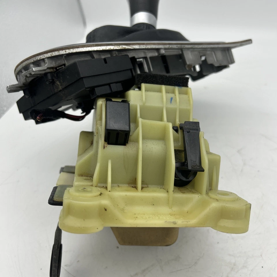 06-11 Palanca de cambios selector de marchas de piso Mercedes W211 E63 AMG CLS500 2112674824 FABRICANTE DE EQUIPOS ORIGINALES Foto 3 de 4