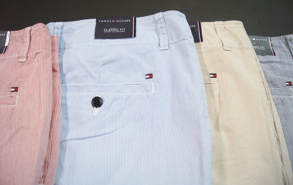 TOMMY HILFIGER Men Classic Fit Lightweight Pincord Stripe Casual Shorts