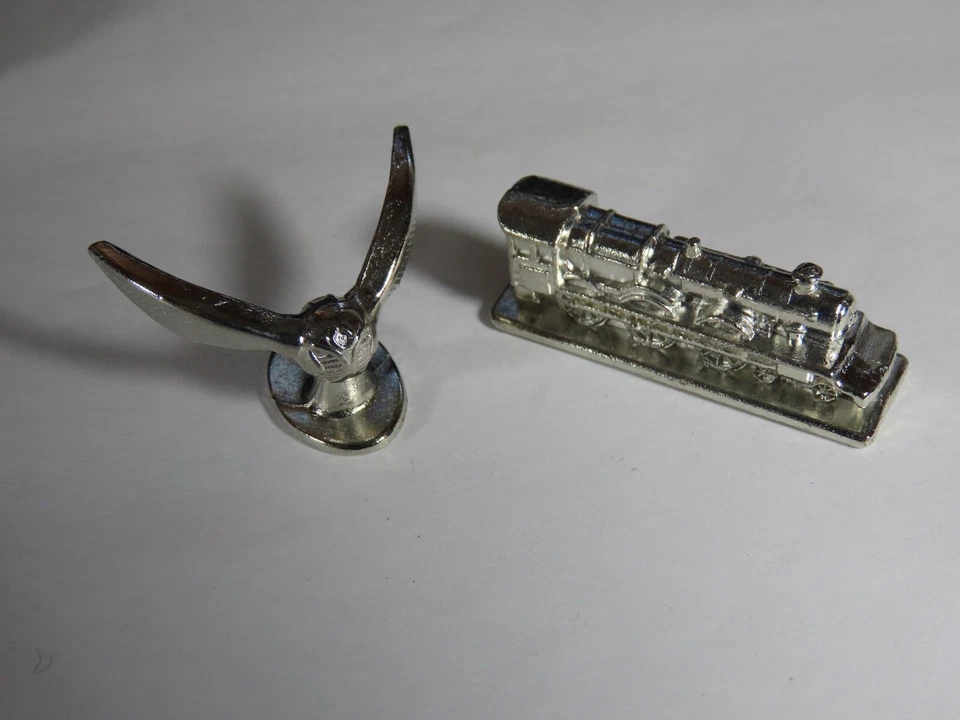 Harry Potter Scene It Game Pawns Dice Replacement Parts C1437 - Image 2 of 4