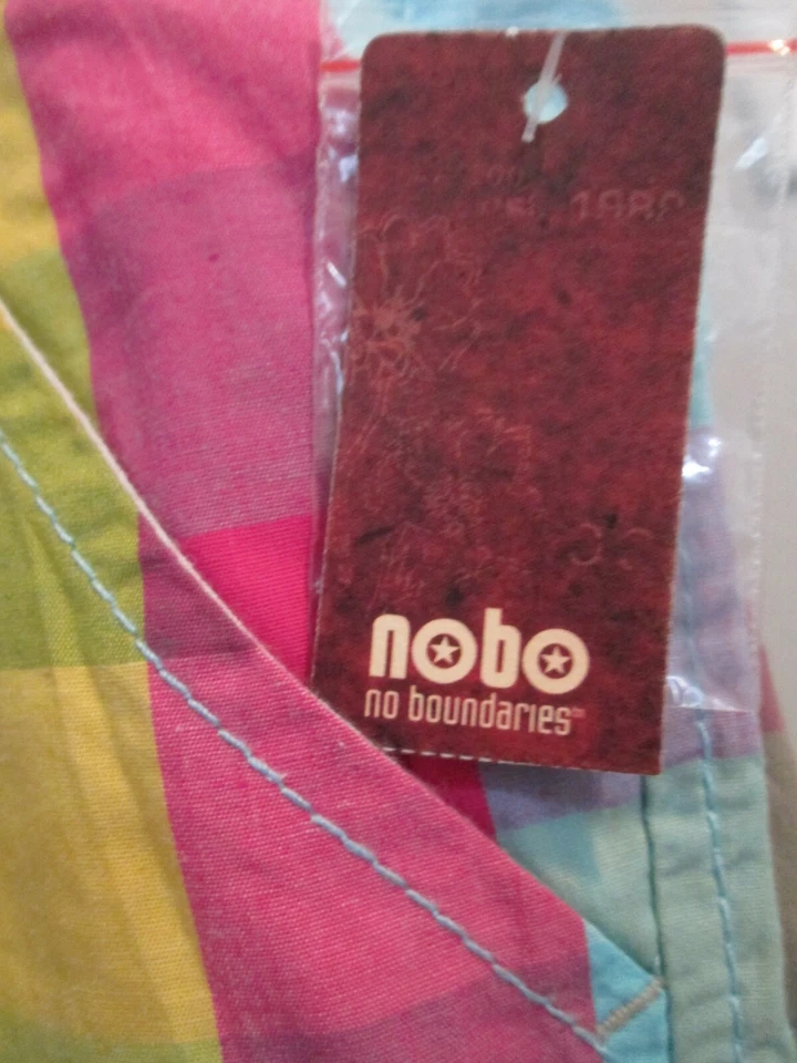 Nuevo Pantalones Cortos de Algodón a Cuadros Búfalo con Cinturón No Boundaries Talla 11 Foto 4 de 4