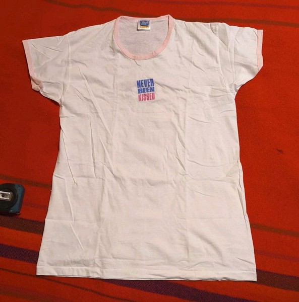 Vintage 1999 Never Been Kissed Drew Barrymore Comedy Movie Tee Promo T Shirt L