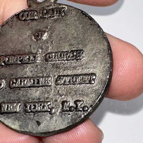 Our Lady of Pompeii Church New York 25 Carmine St Pendant Charm Round Token VTG - Picture 5 of 7