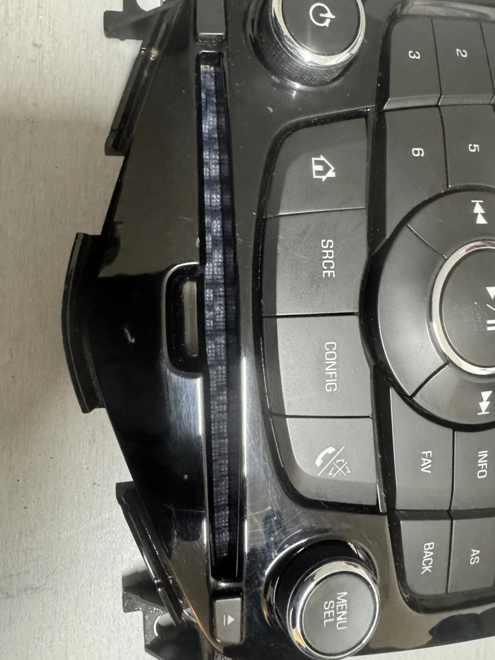 2013-2016 Chevrolet Cruze 16 Cruze Limited AM/FM Radio CD Face Panel Faceplate - Image 4 of 4