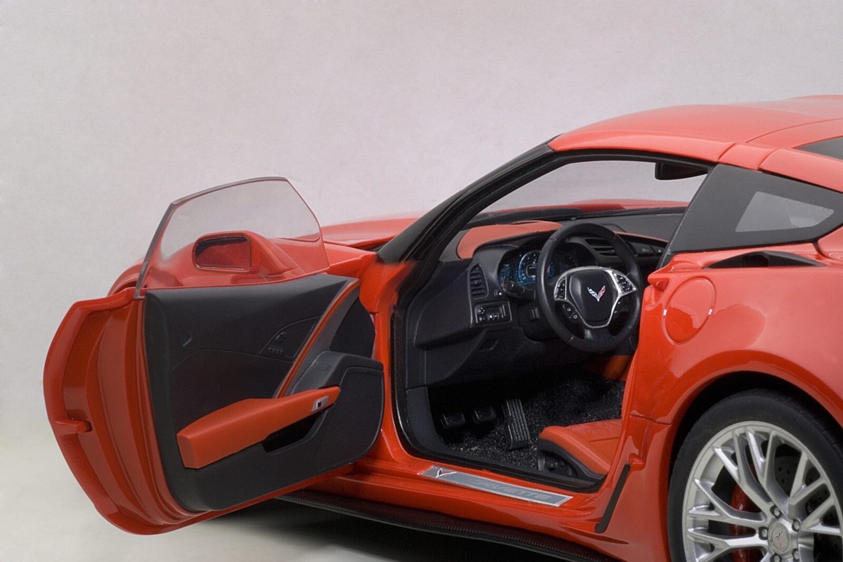 2016 CHEVROLET CORVETTE TORCH RED C7 Z06 1:18 by AUTOart 71262
