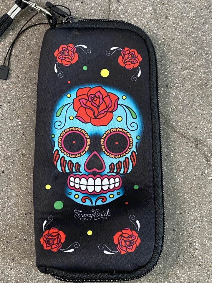 Sunny Buick Sugar Calavera Diseño Suave Estuche Anteojos con Cierre de Cremallera Foto 3 de 4