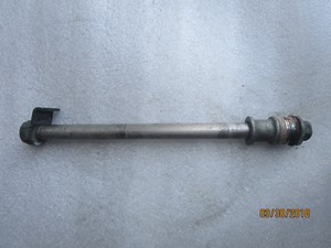 2. HONDA CB 450 S PC17 Steckachse hinten Hinterrad Achse Radachse Axle rear