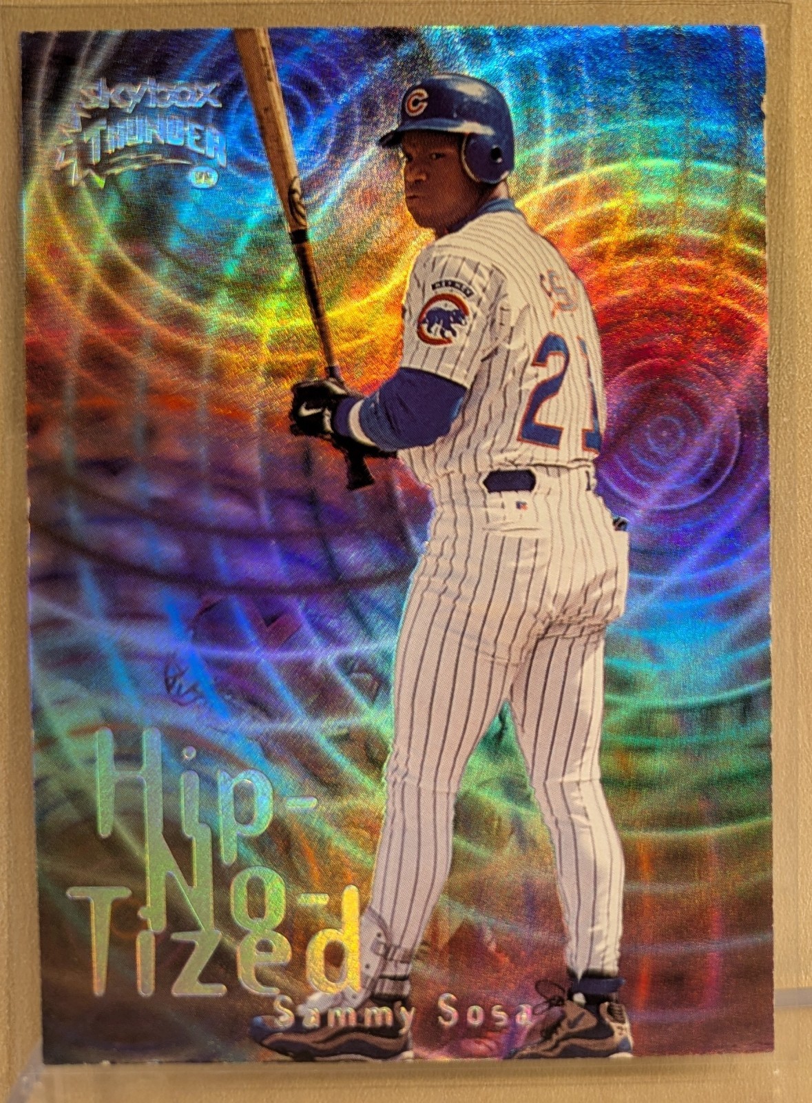 1999 Skybox Thunder HIP NO TIZED #12 Sammy Sosa Cubs Refractor RARE INSERT