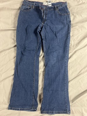 Pre-owned Levi s 550 Relaxed Boot Cut jeans in very good condition.