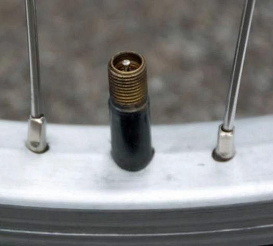 High Quality 16 X 1.75 2.25 Schrader Cycling Tire Inner Tube 35Mm Valve - Image 2 of 4