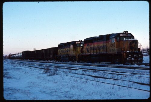 Diapositiva ferroviaria originale - CO Chesapeake & Ohio 6296+ St Thomas ON 12-26-1990 - Foto 1 di 1