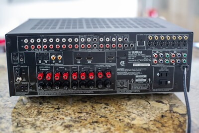 Yamaha Natural Sound AV Receiver RX-V663 400 Watt 7.2 Channel