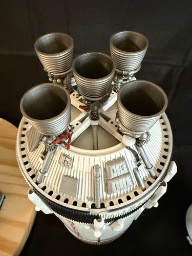 Museum Quality 1/72 scale Saturn V model kit - 150 piece 3D resin printed kit - Picture 10 of 24