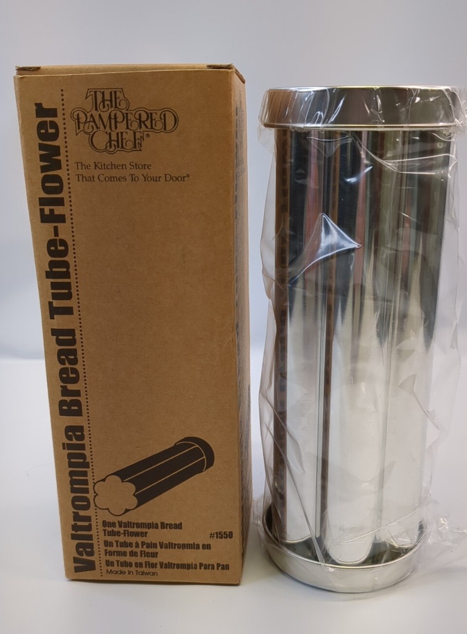 Pampered Chef Valtrompia Flower Bread Tube for Baking