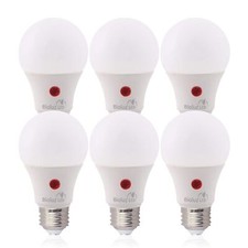 Bioluz LED 6 PACK Dusk to Dawn A19 Bombilla Fotocélula Fotosensor Encendido/Apagado Automático, 9W...