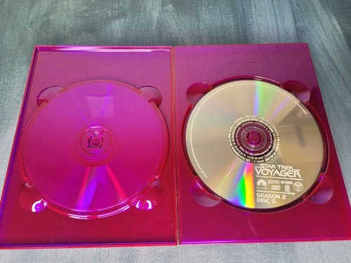 Star Trek Voyager Season 2 DVD Box Set Complete 1995-1996 TV Show Series Nice! - Foto 6 di 9