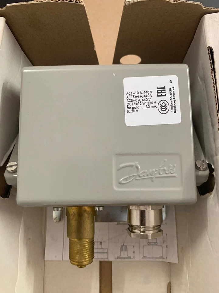 New Danfoss KPS35 060-310066 Pressure Switch 0 to 8 Bar Free Fast Shipping - Image 2 of 4