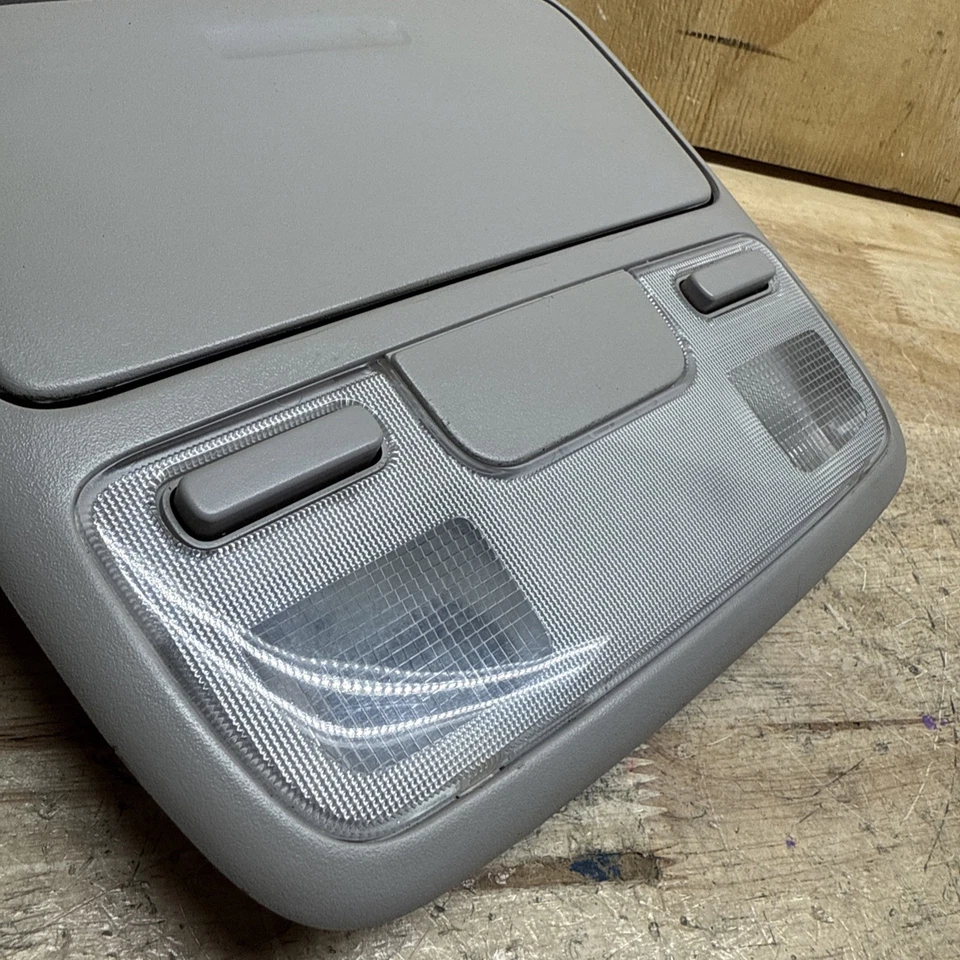 1998 - 2006 Honda Acura CRV Pilot Odyssey Overhead Console Dome Light Gray 2 Pin - Imagem 2 de 4