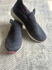 Scarpe da ginnastica Skechers Air-Cooled Memory Foam blu navy slip on UK 4,5 ottime 