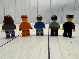 Lego # 3182 ~ Airport City Airplane Jet Terminal w/ Instruction Manuals Minifigs