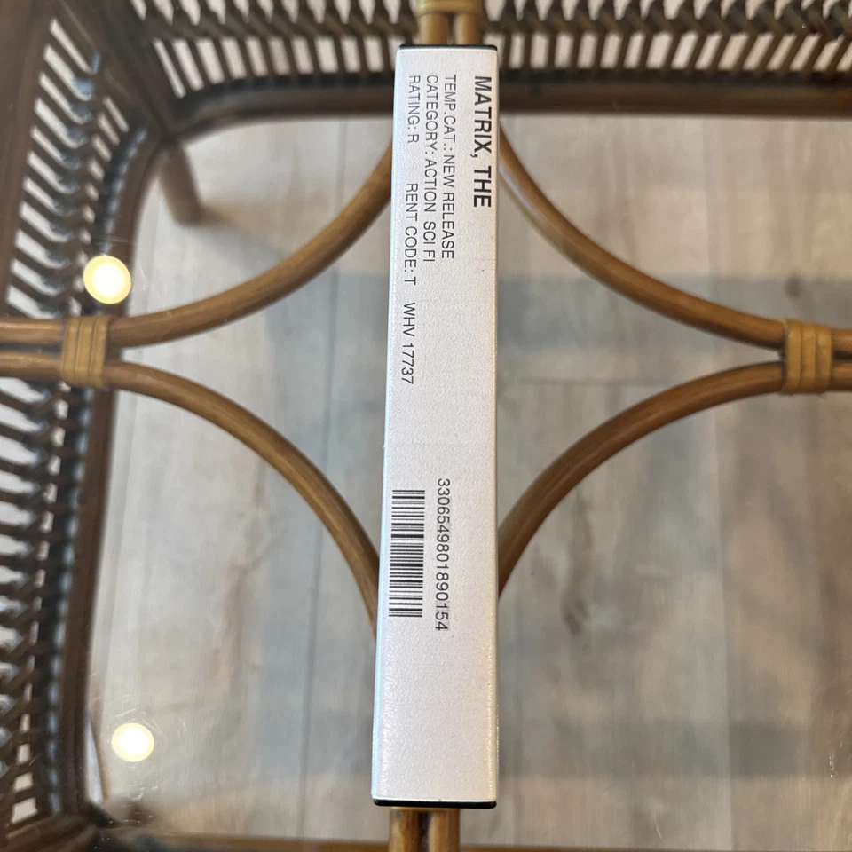 Blockbuster Video The MATRIX 1999 (VHS Clamshell Rental Case) RARE HTF Vintage - Image 3 of 4