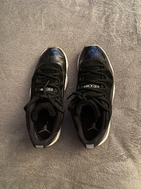 jordan 11 low barons black