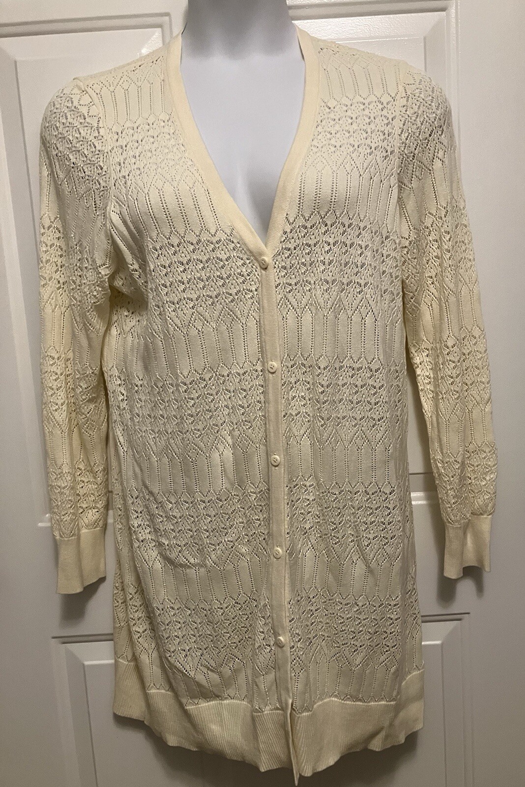 Torrid Women's Size 2 XL Cream Open Knit Long Cardigan Sweater