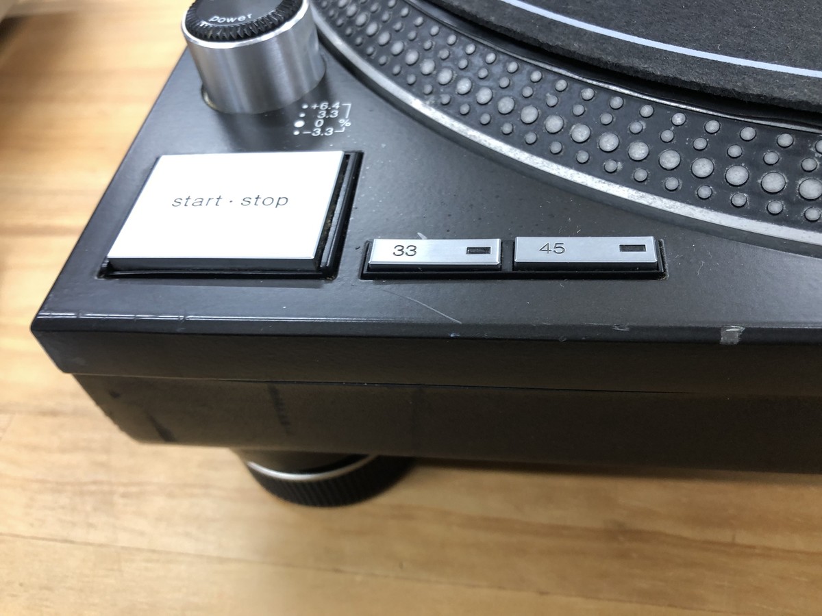 Technics SL-1200MK5 BLACK Direct Drive DJ Turntable SL-1200 Technics SL-1200MK5 BLACK Direct Drive DJ Turntable SL-1200