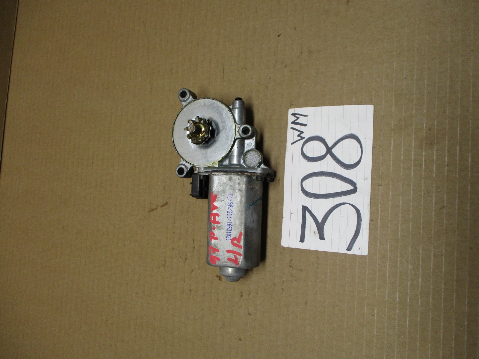 97 98 99 00 01 02 03 04 05 Park Avenue Rear Driver Side Window MOTOR #308-WM