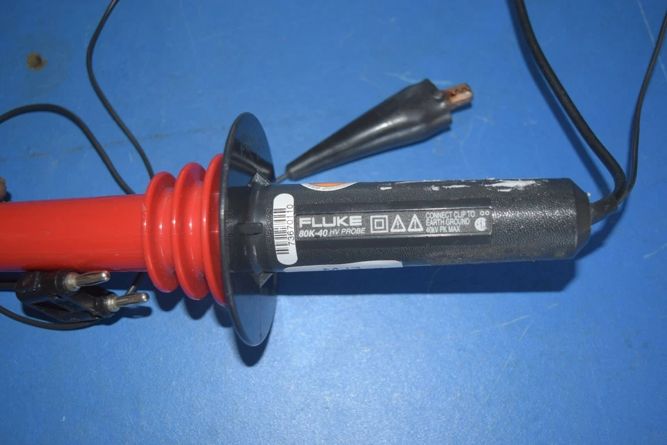 Sonda Fluke 80K-40HV #209939-AC3  Foto 2 de 4