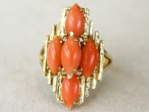 3.30ct Coral and 14ct Yellow Gold Ring Vintage Circa 1960 - Picture 4 of 14