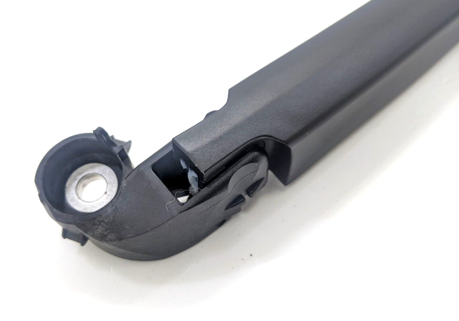 Porsche Cayenne 958 E2 Rear Window Wiper Arm 95862804000 2011 to 2018