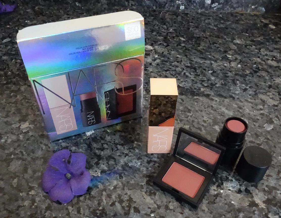 Nars Dolce vita ckeek set new in box