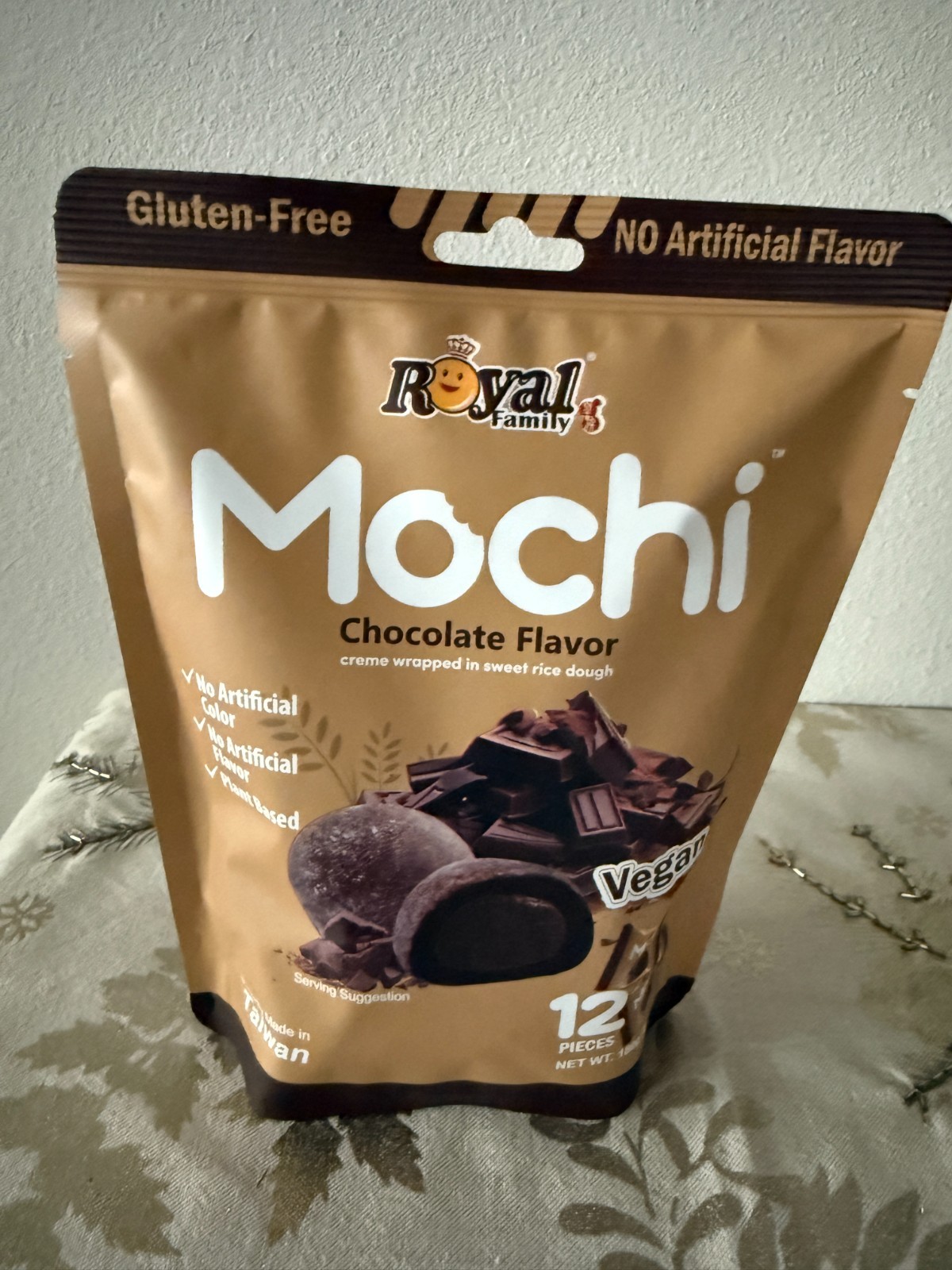 Masa de arroz dulce crema con sabor a chocolate Royal Family Mochi-paquete de 12 piezas.