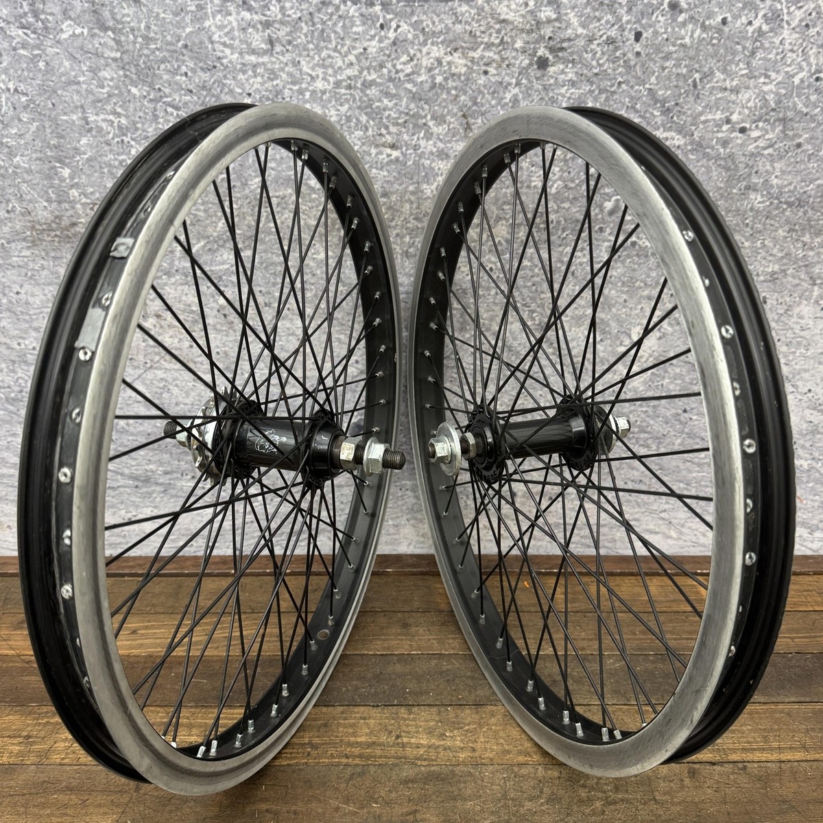 送料無料　中古品　BMX ホイール　前後セット　20インチ マングース Mongoose 48 Spoke BMX Wheelset 20in Rear 14mm - Front 3/8 Black